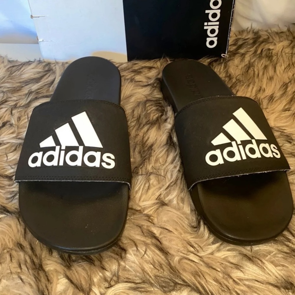 Adidas slides￼
